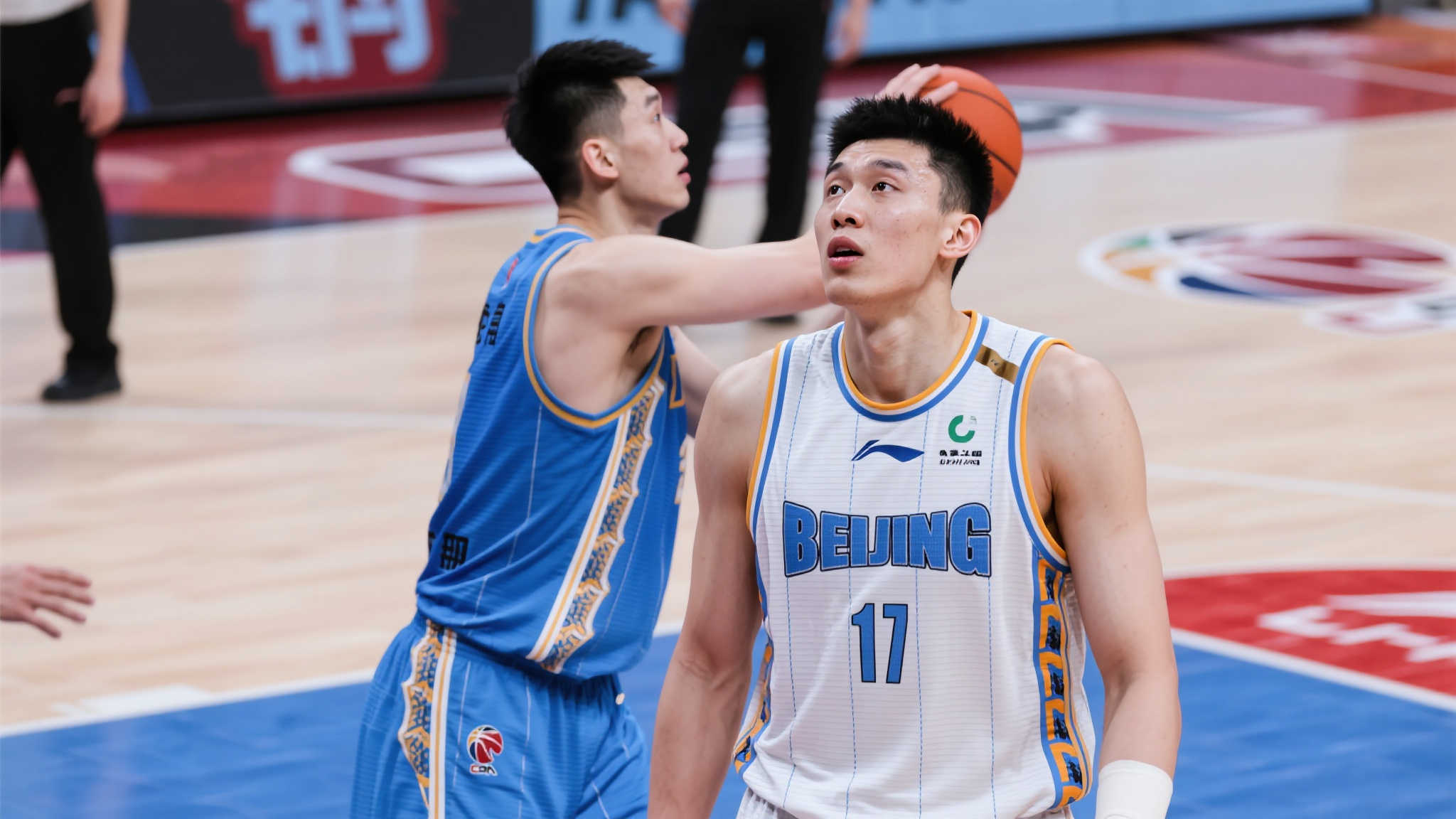 迷和分析师 迷和分析师